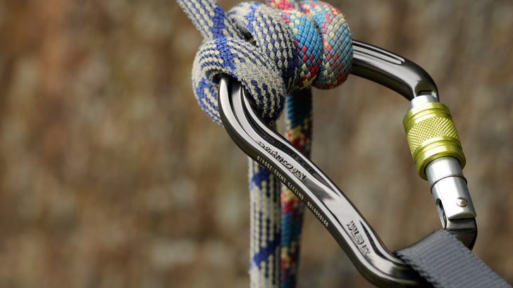 The Boa - ideal winter carabiner